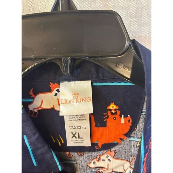 Disney Lion king Hawaiian button down short men’s xl Navy Yellow rn#111647 100 c - Picture 2 of 7